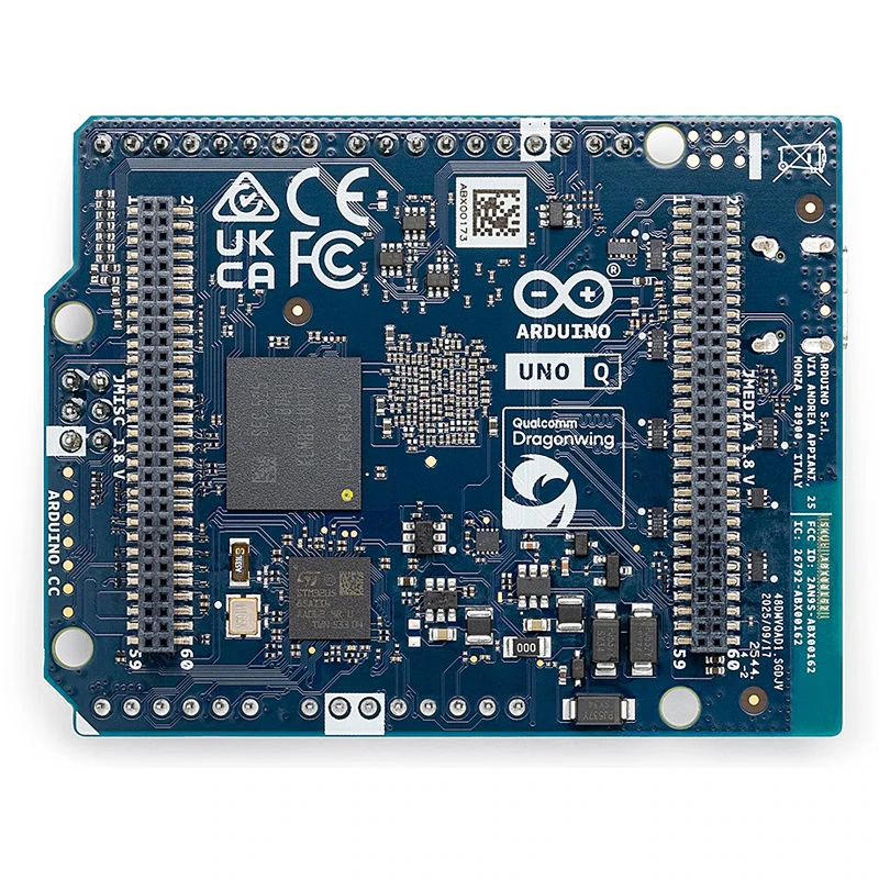 Arduino UNO Q WiFi BLE 4 GB RAM Qualcomm QRB2210 ABX00173 Secundaria_1